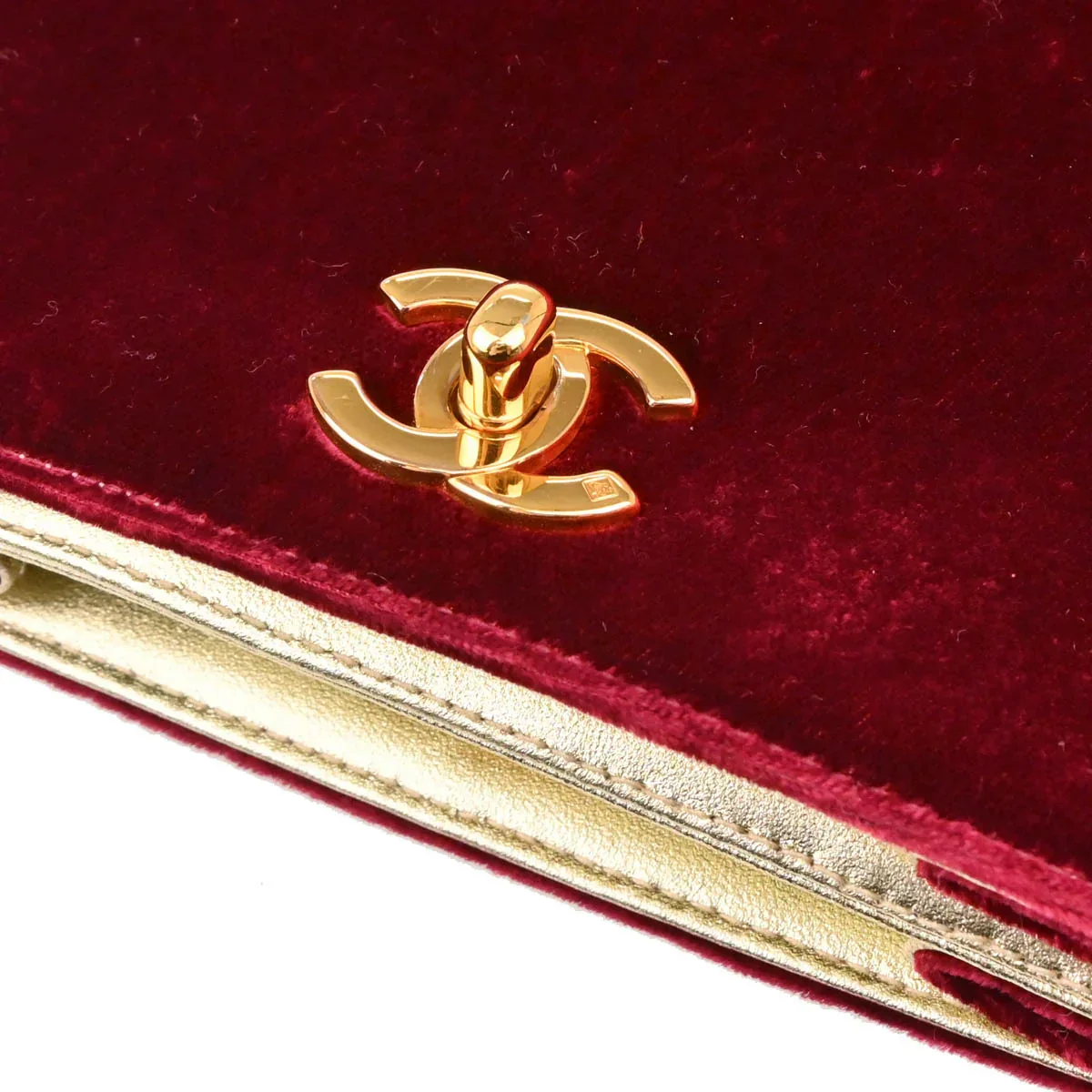 Chanel 1996-1997 Bordeaux Velvet Double Sided Turnlock Handbag - Image 7