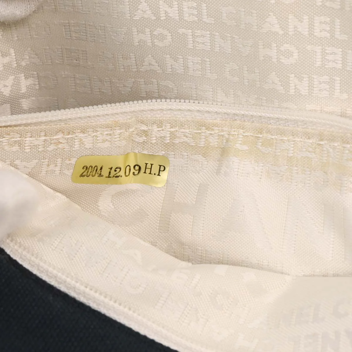 Chanel 2005-2006 Navy Canvas No. 5 Handbag - Image 9