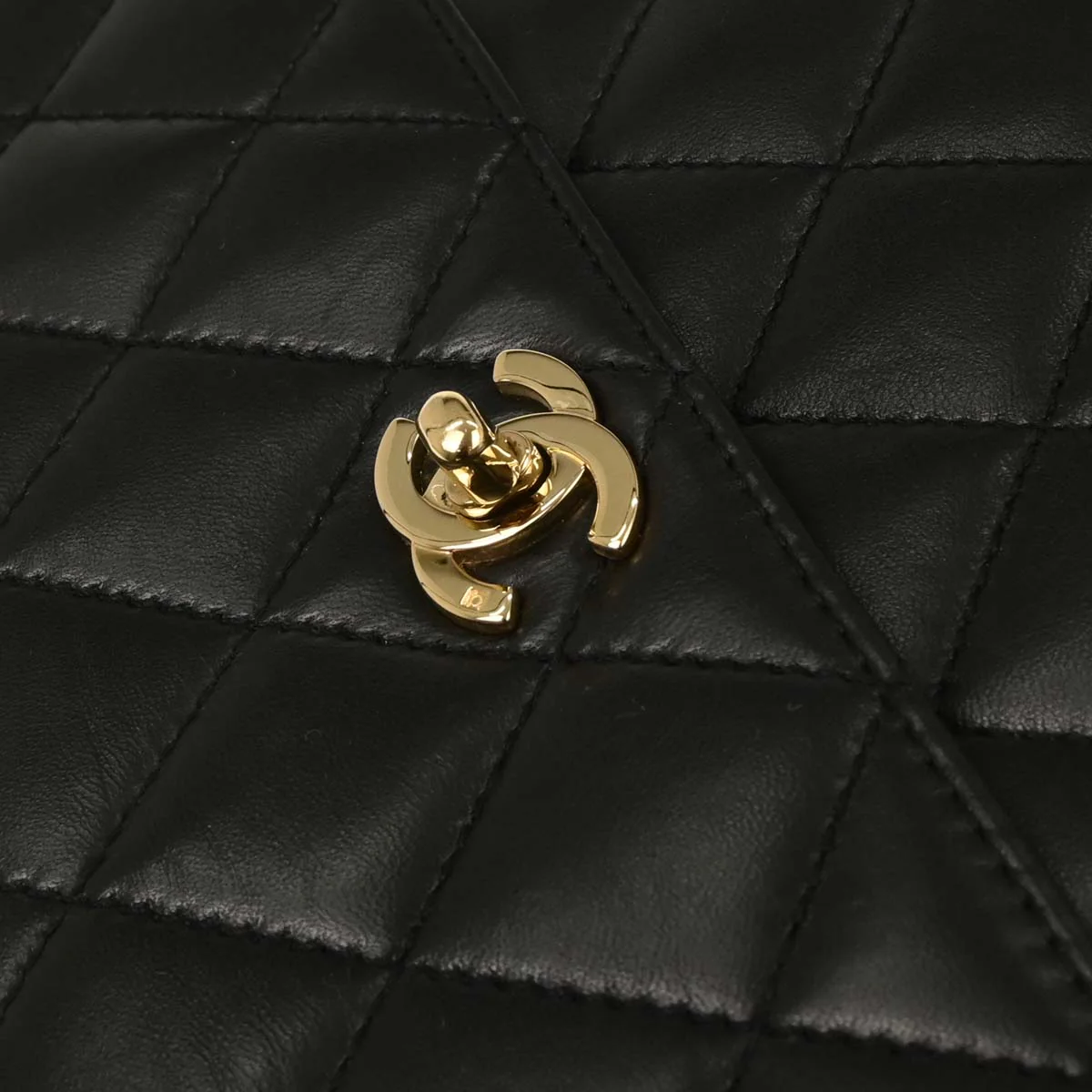 Chanel 1997-1999 Black Lambskin Kelly Top Handle Handbag - Image 3