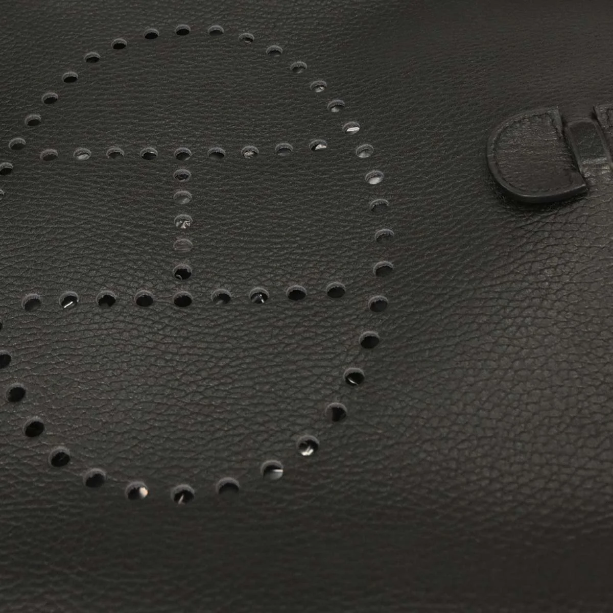 Hermes Black Ardennes Evelyne 1 GM Shoulder Bag - Image 5