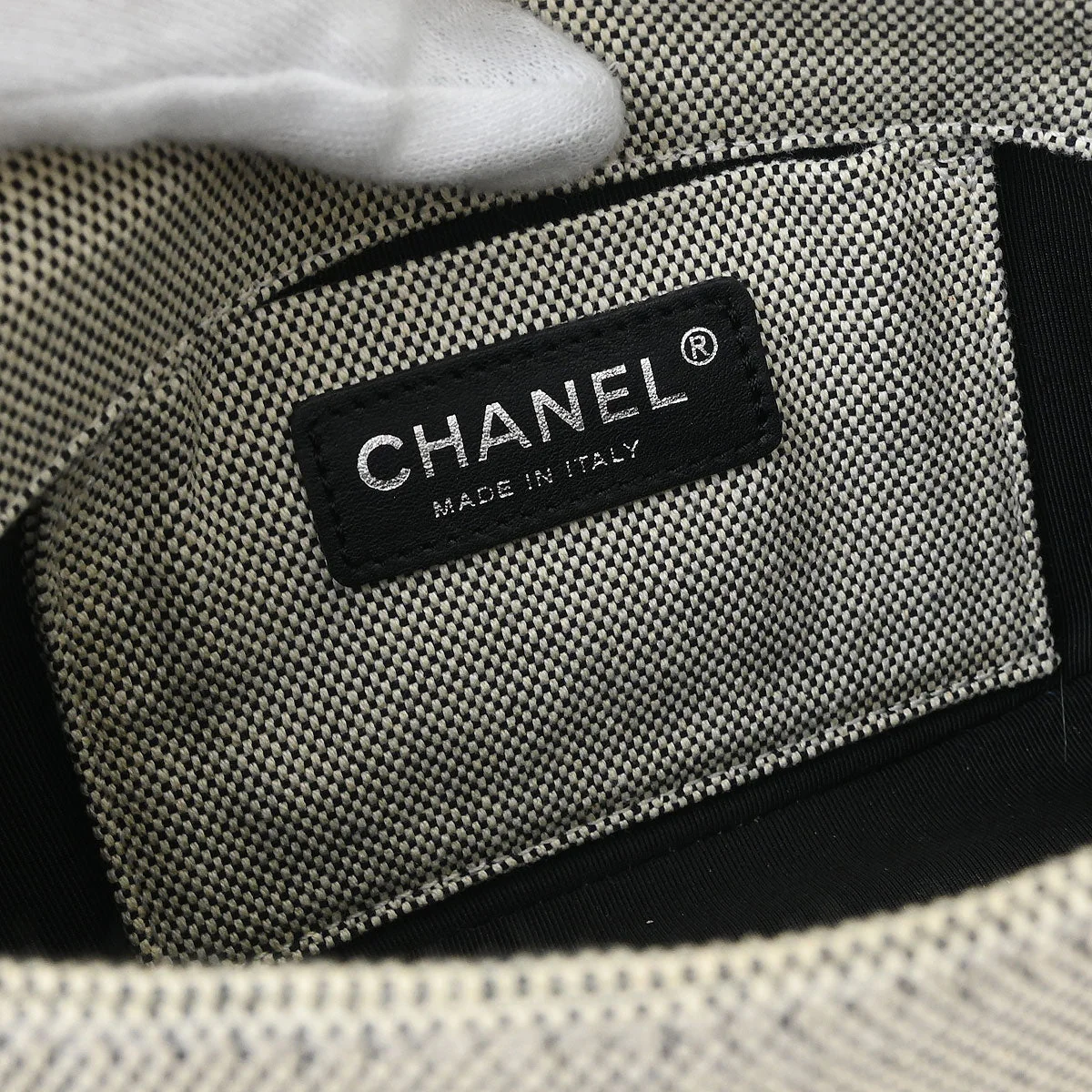 Chanel 2005-2006 Black Canvas Camellia No.5 CC Handbag - Image 8