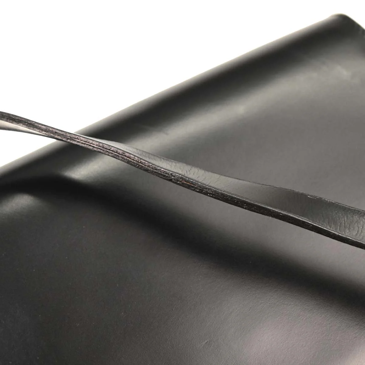 Salvatore Ferragamo Black Leather Gancini Handbag - Image 7