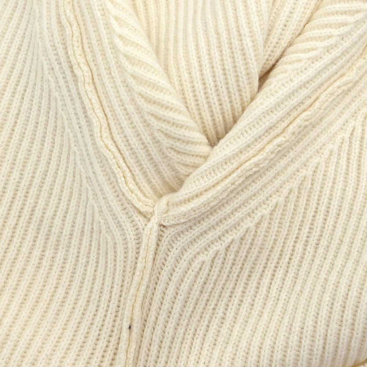 Chanel Cardigan Off-white - Image 7