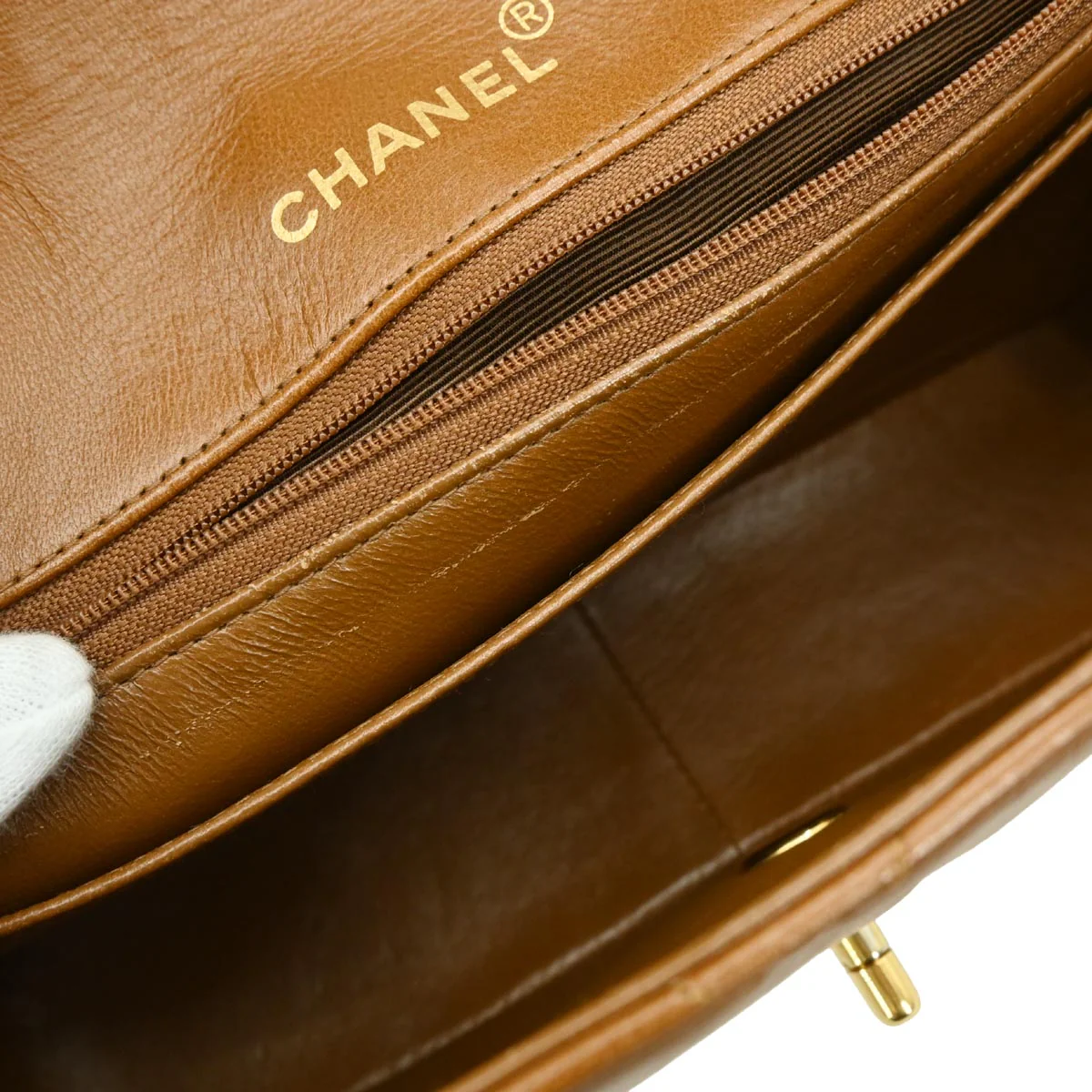 Chanel 1989-1991 Brown Lambskin Shoulder Bag - Image 6