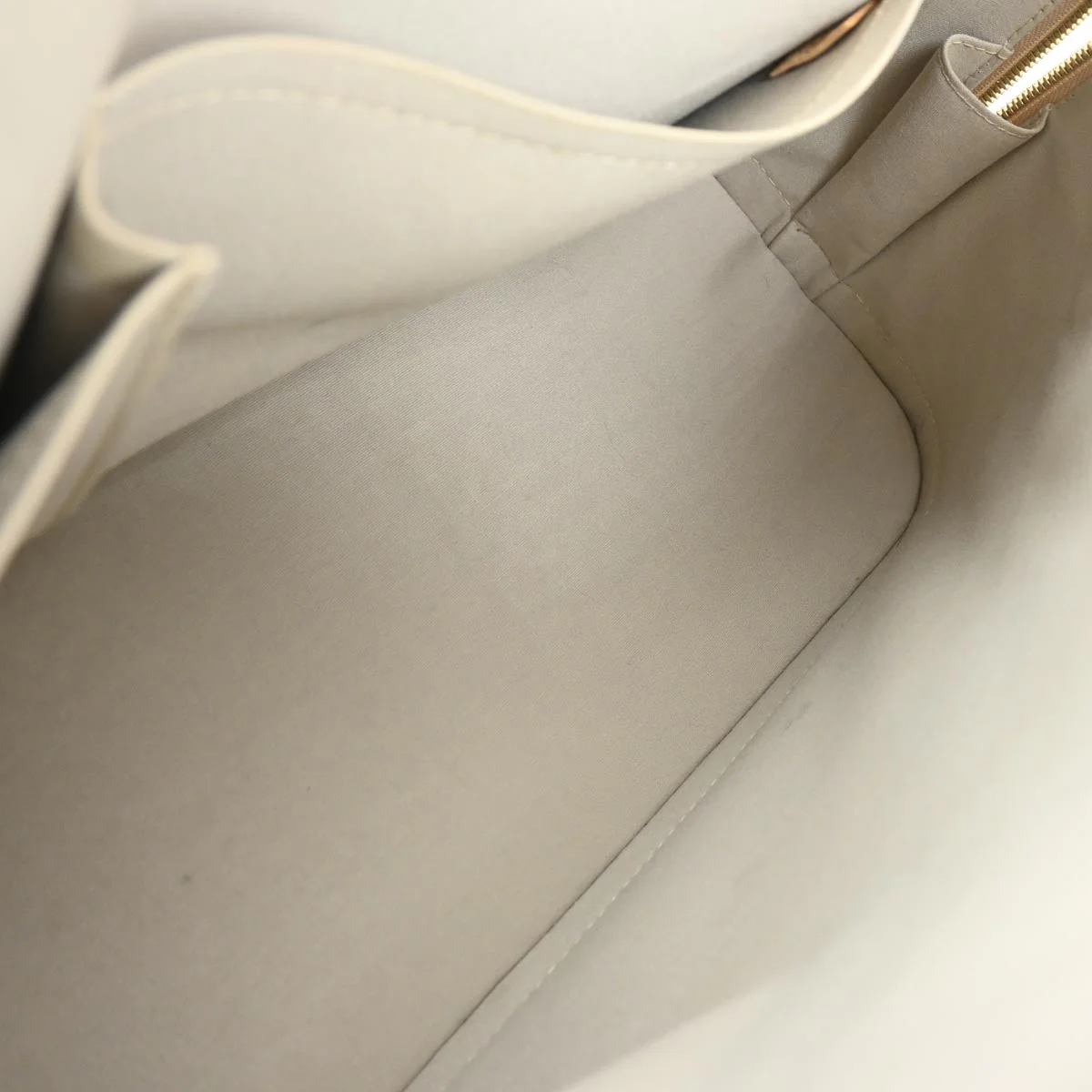 Louis Vuitton Gold Monogram Miroir Alma MM Handbag M93624 - Image 8