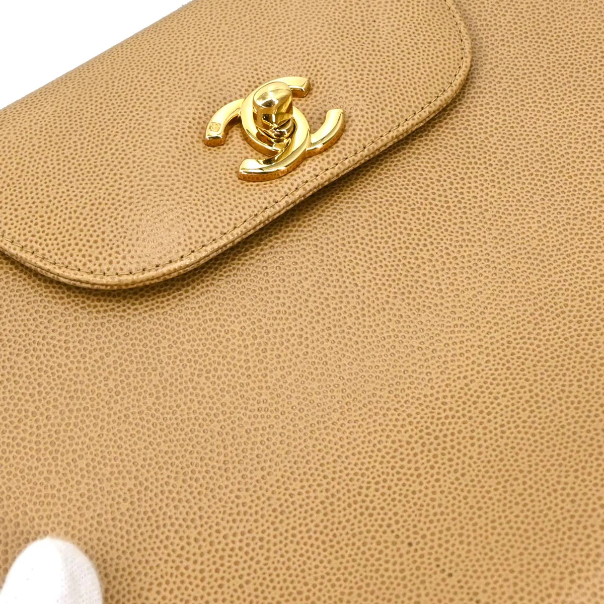 Chanel 1997-1999 Beige Caviar Handbag - Image 6