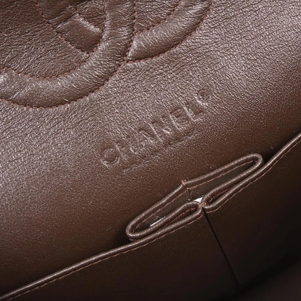 Chanel 2005-2006 Brown Tweed Medium Classic Double Flap Shoulder Bag - Image 7