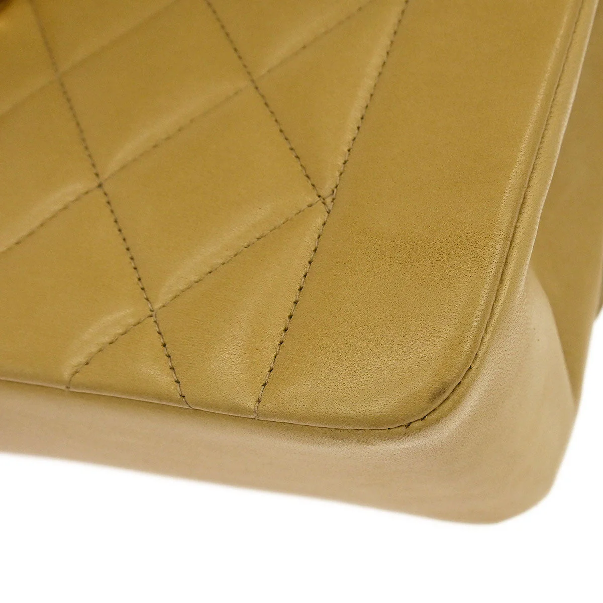 Chanel 1991-1994 Beige Lambskin Small Diana Shoulder Bag - Image 5