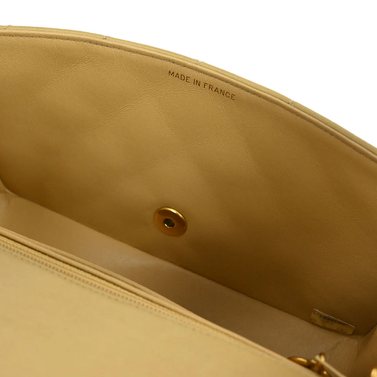 Chanel 1991-1994 Beige Lambskin Small Diana Shoulder Bag - Image 7