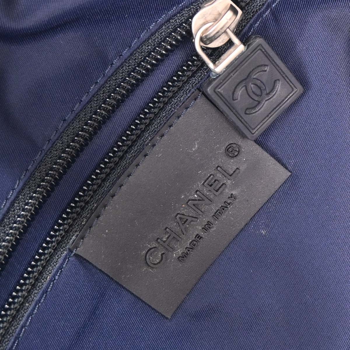 Chanel 2005-2006 Navy Nylon Sport Line 2way Shoulder Duffle Handbag - Image 8