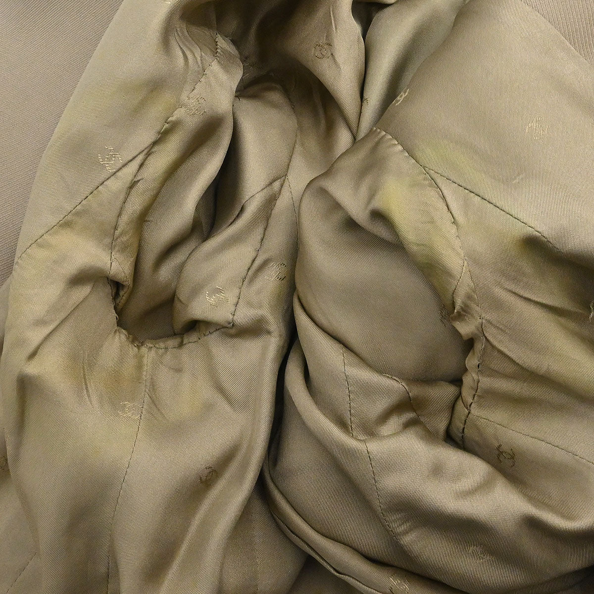 Chanel 1996 Double Breasted Jacket Beige #36 - Image 9
