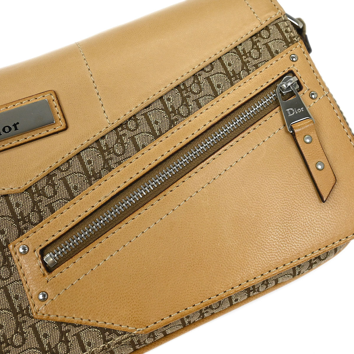 Christian Dior Beige Street Chic Trotter Handbag - Image 4