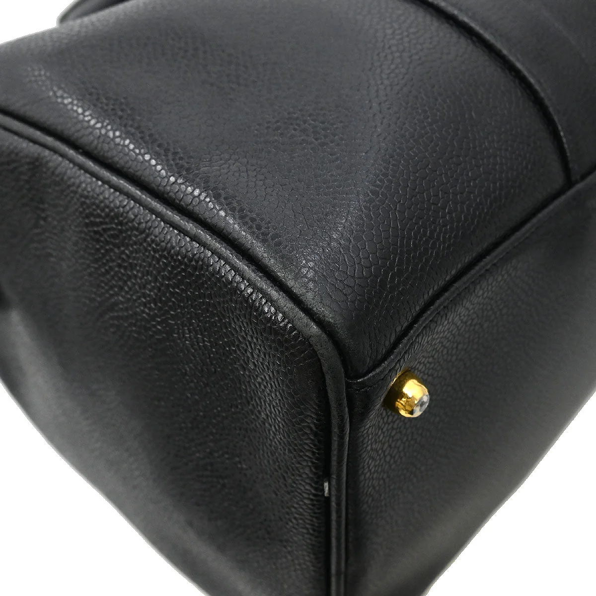 Chanel 1991-1994 Black Caviar 2way Shoulder Duffle Handbag - Image 4