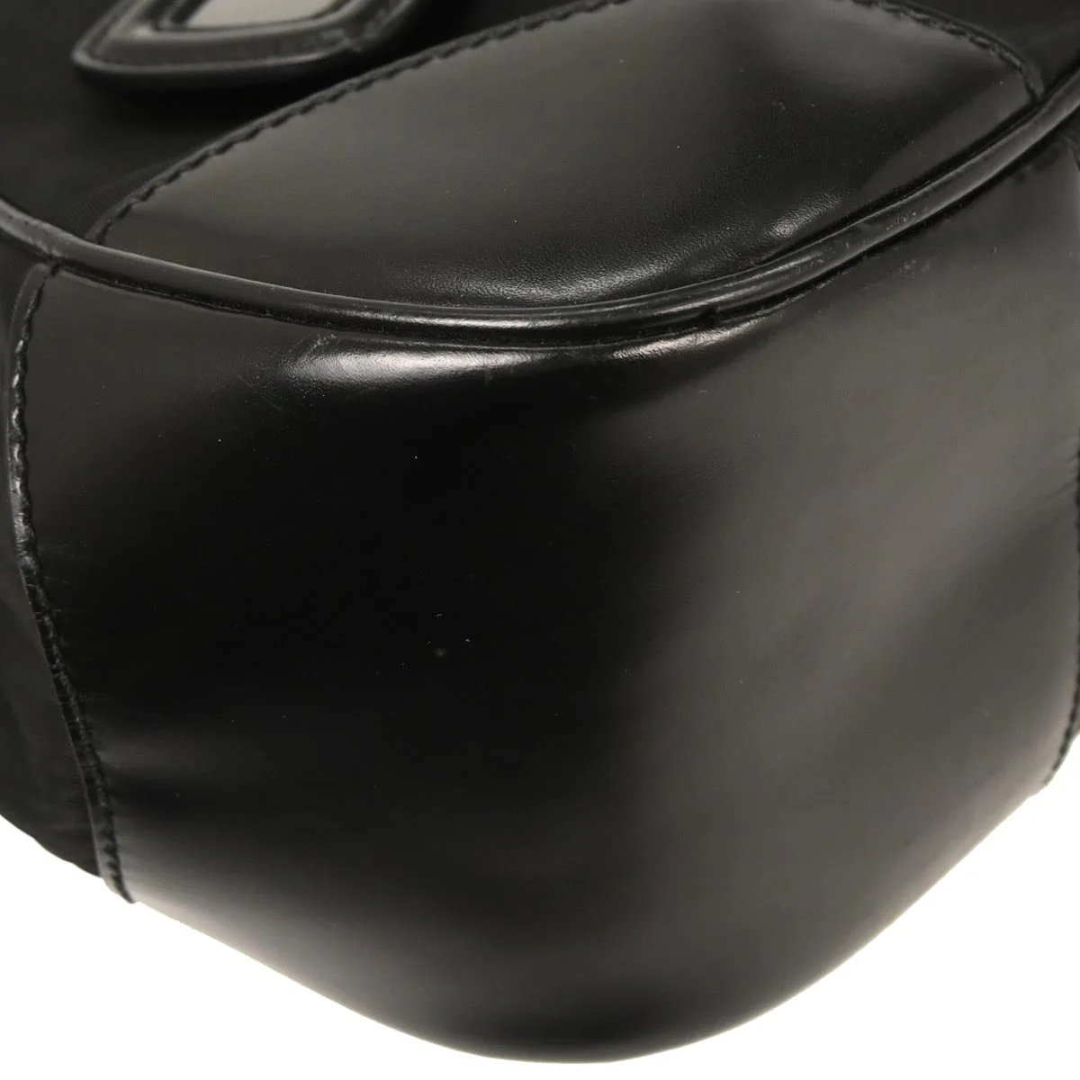 Prada Black Nylon Tote Handbag - Image 4