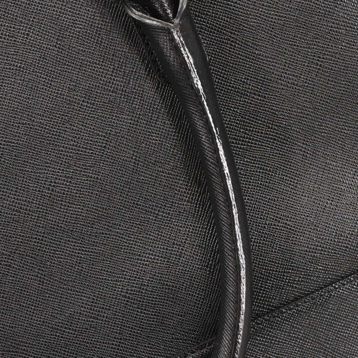 Burberry Black Leather Tote Handbag - Image 3