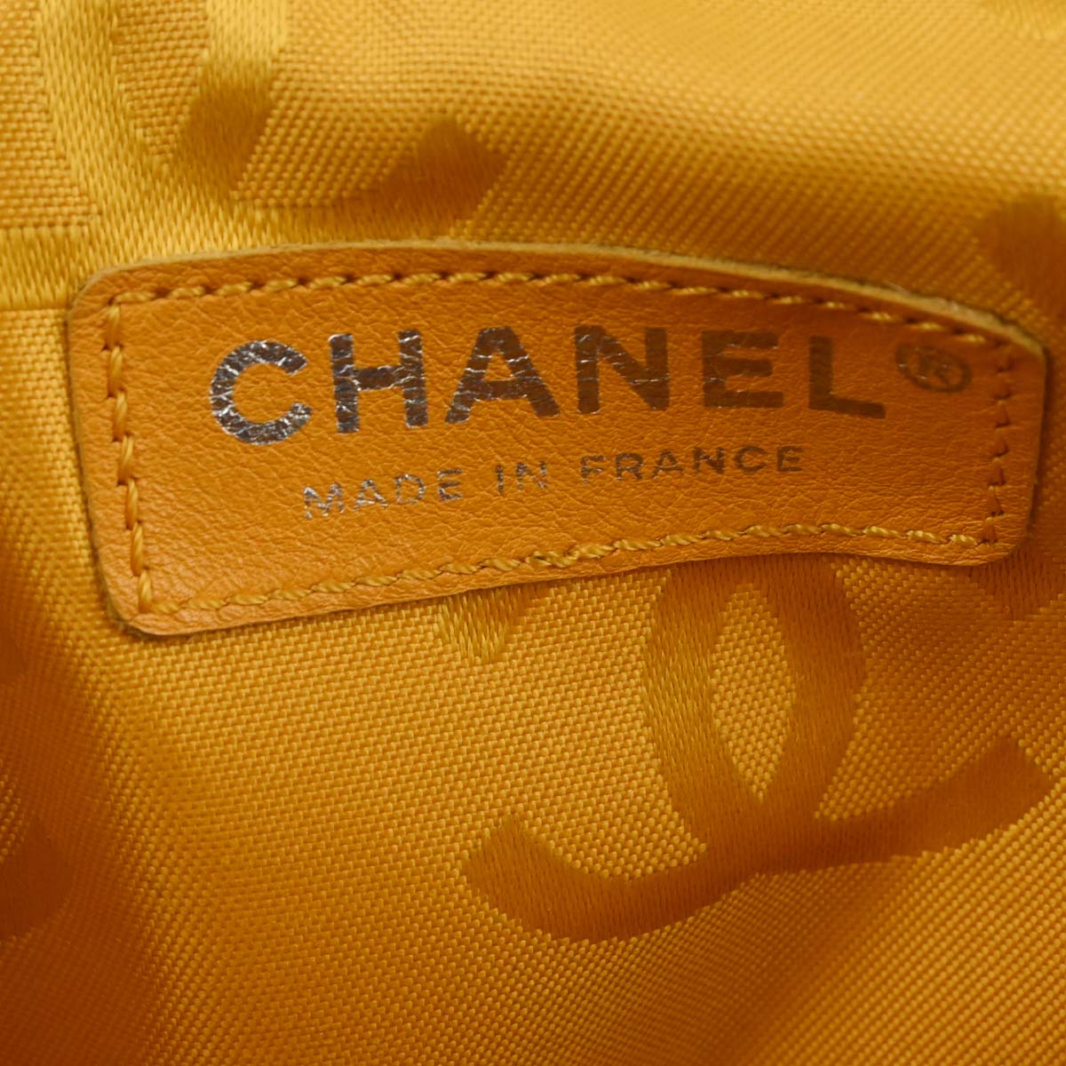Chanel 2005-2006 Black Calfskin Cambon Ligne Shoulder Bag - Image 7