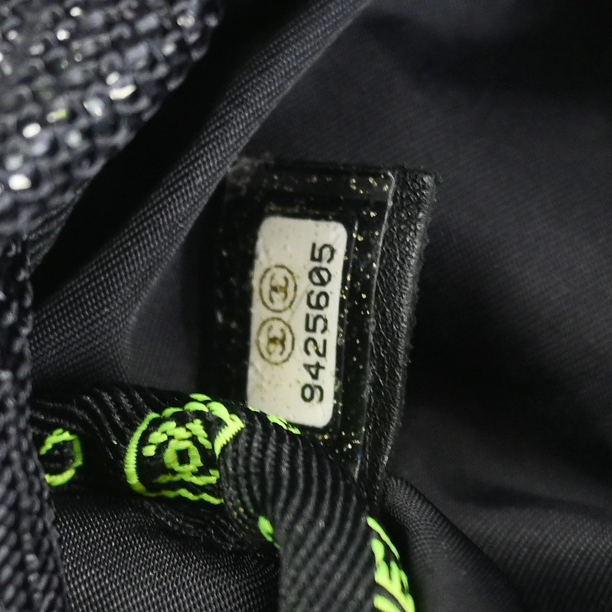 Chanel 2004-2005 Black Nylon Sport Line Shoulder Bag - Image 10