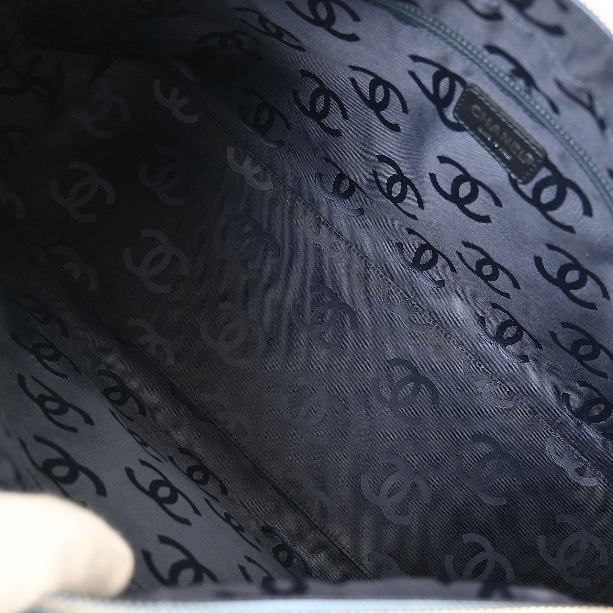 Chanel 2001-2003 Blue Denim Handbag - Image 7