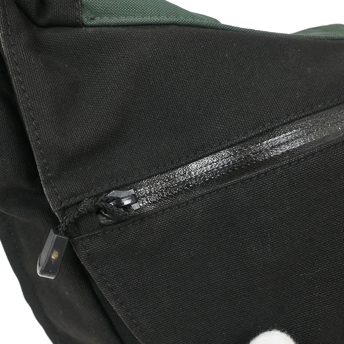 Chanel 2003-2004 Black Nylon Sport Line Shoulder Bag - Image 5