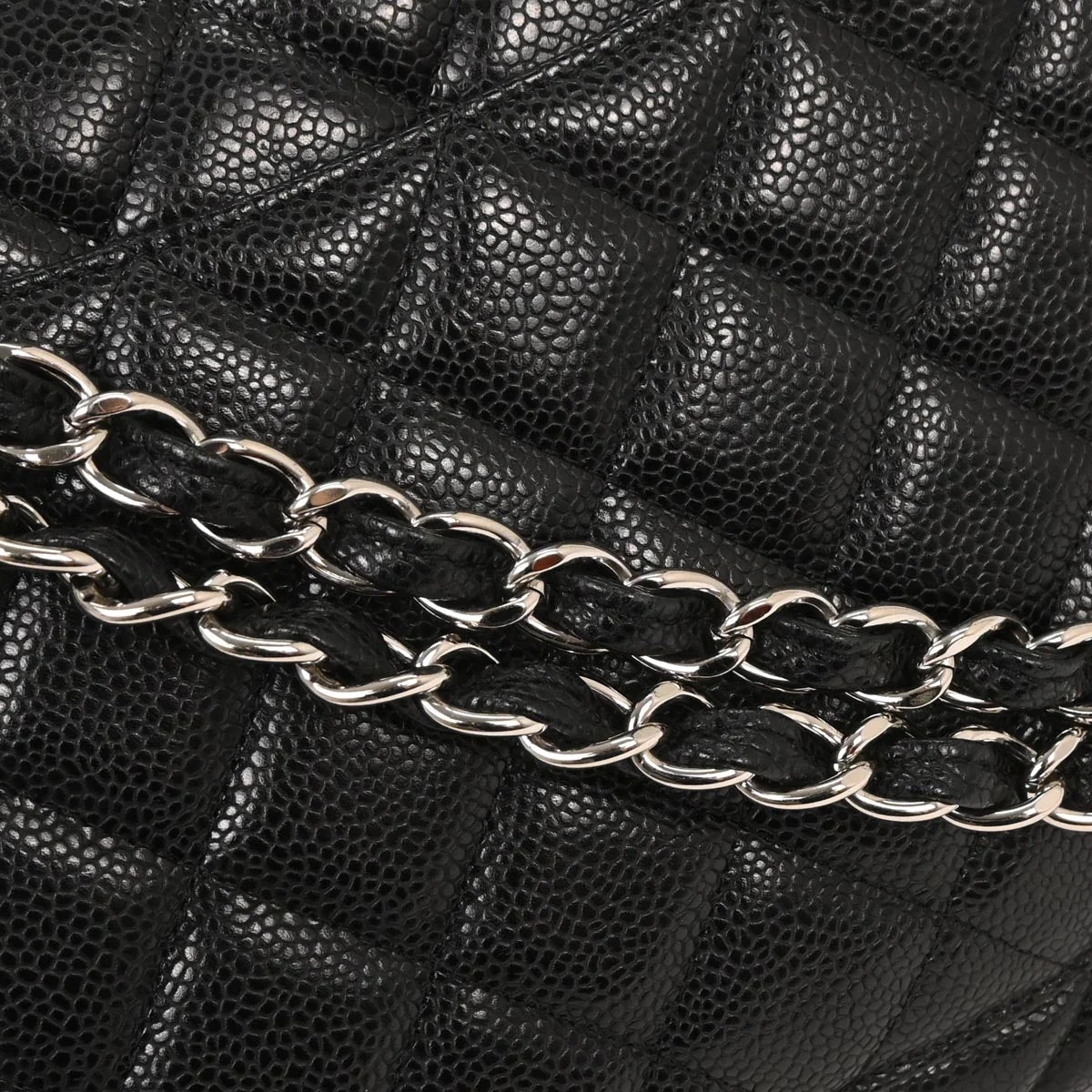 Chanel 2010-2011 Black Caviar Maxi Single Flap Shoulder Bag - Image 3