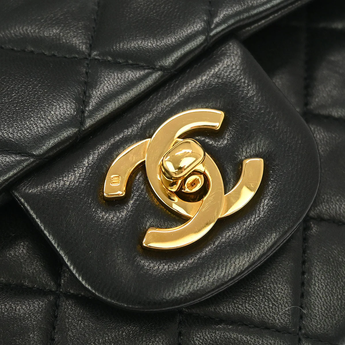 Chanel 1994-1996 Black Lambskin Small Classic Double Flap Shoulder Bag - Image 5