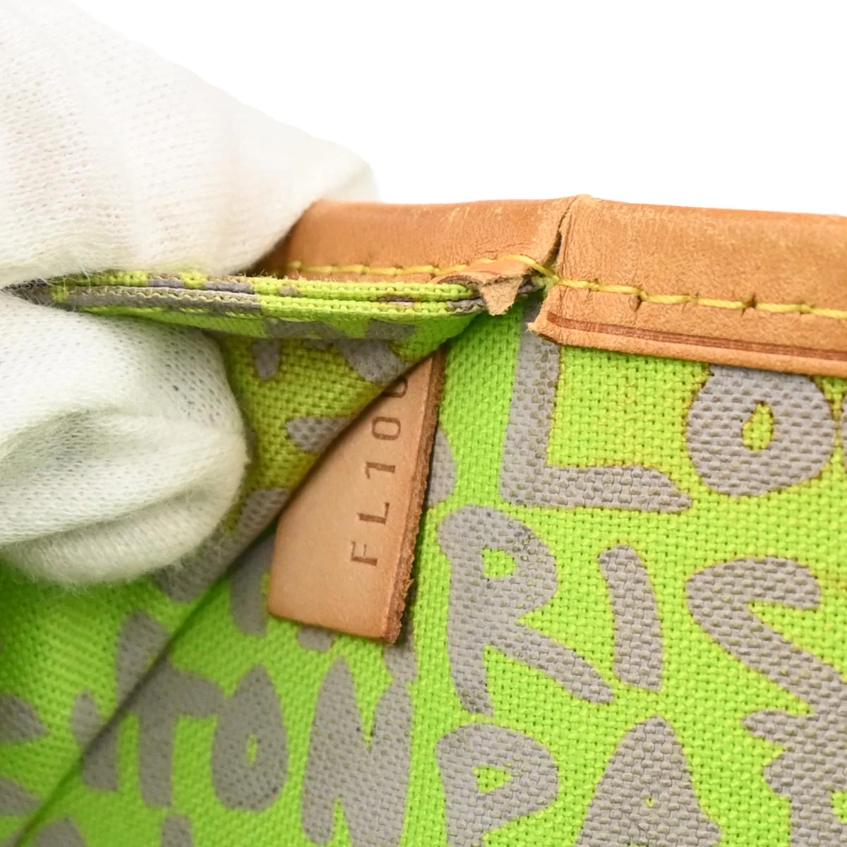 Louis Vuitton 2009 Green Monogram Graffiti Neverfull GM Tote Bag M93703 - Image 9
