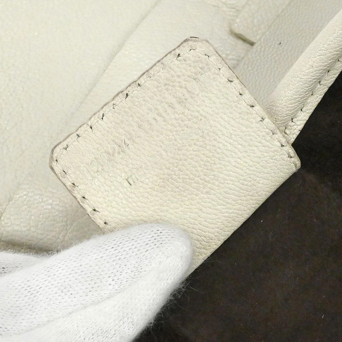 Yves Saint Laurent White Leather Saint Tropez Handbag - Image 10