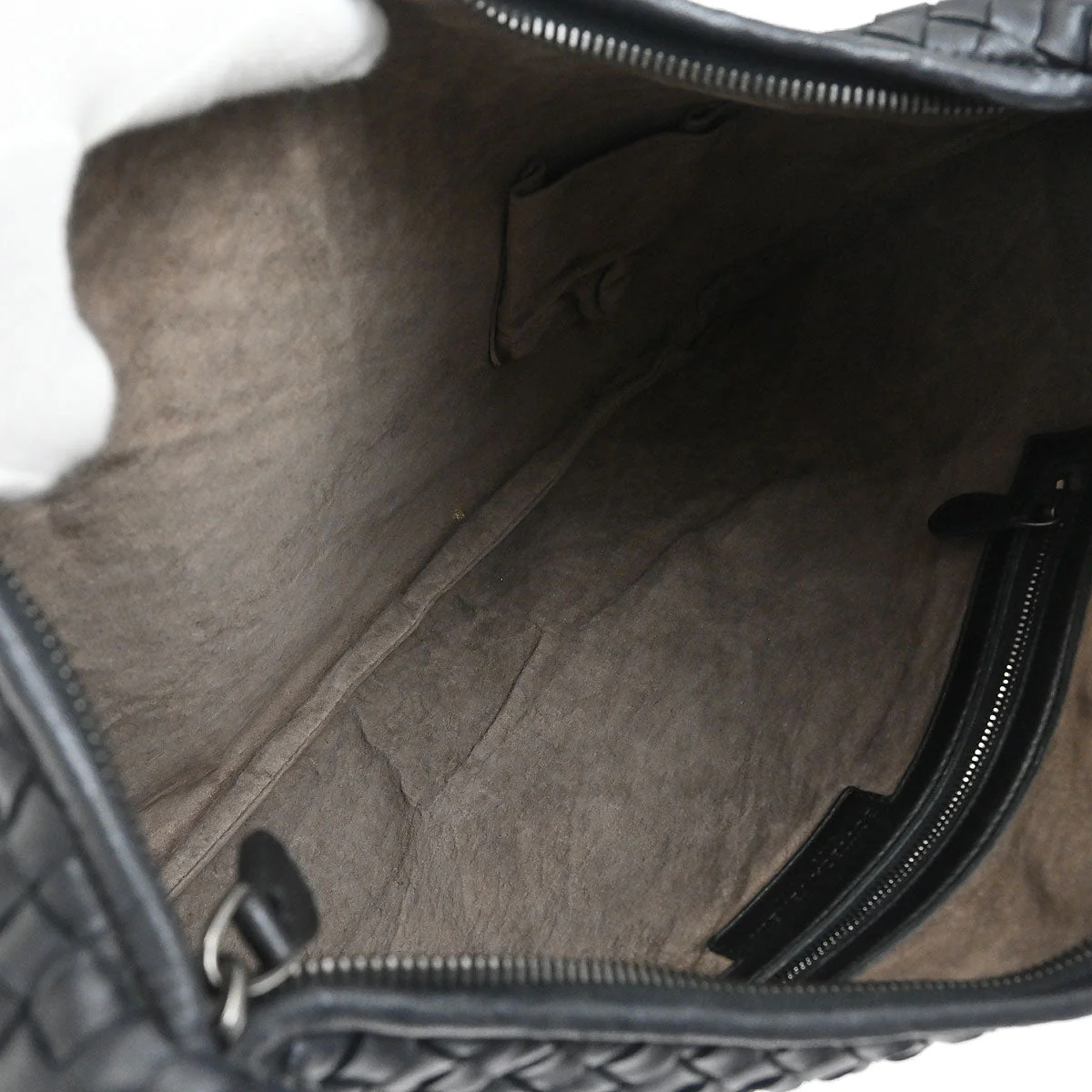 Bottega Veneta Black Lambskin Intrecciato Hobo Handbag - Image 8