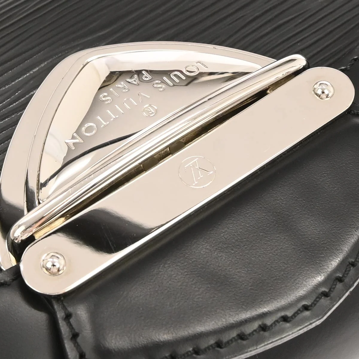 Louis Vuitton 2007 Black Epi Pochette Montaigne Handbag M59292 - Image 3