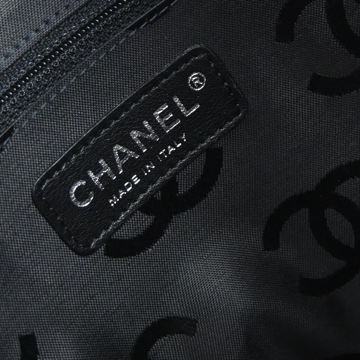 Chanel Beige Calfskin Cambon Ligne Tote Handbag - Image 9