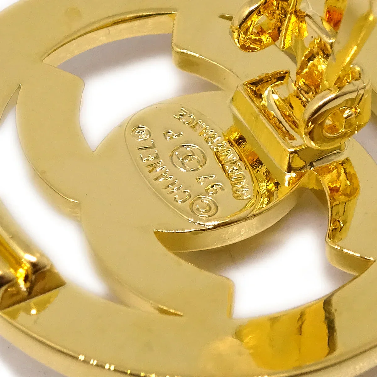 Chanel CC Turnlock Button Earrings Gold Clip-On 97P - Image 4