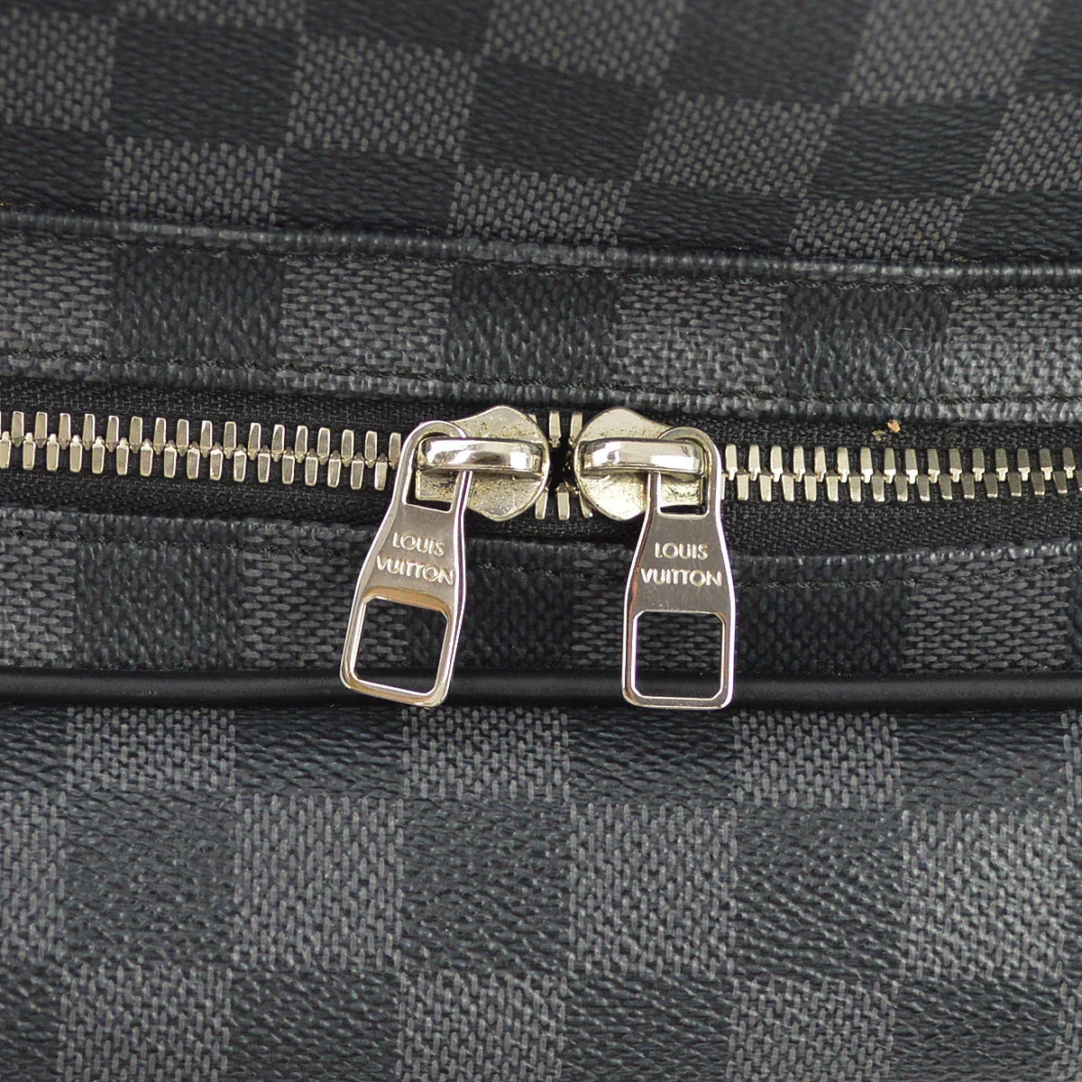 Louis Vuitton 2008 Damier Graphite Io Shoulder Bag N45252 - Image 5