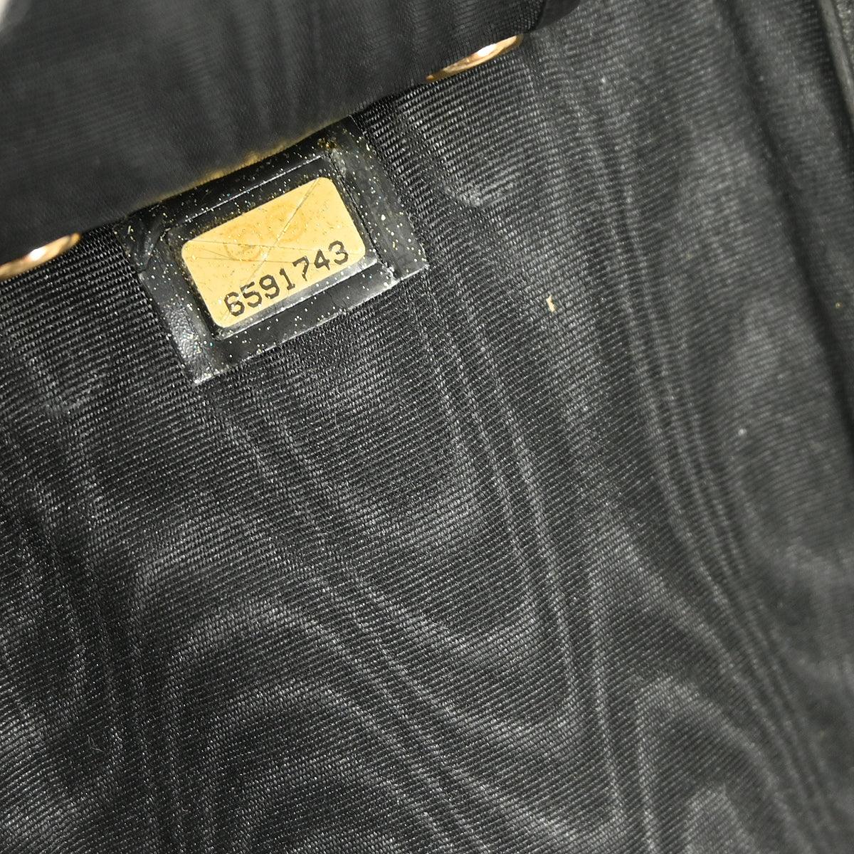 Chanel 2000-2001 Black Caviar Six Hook Key Case Small Good - Image 7