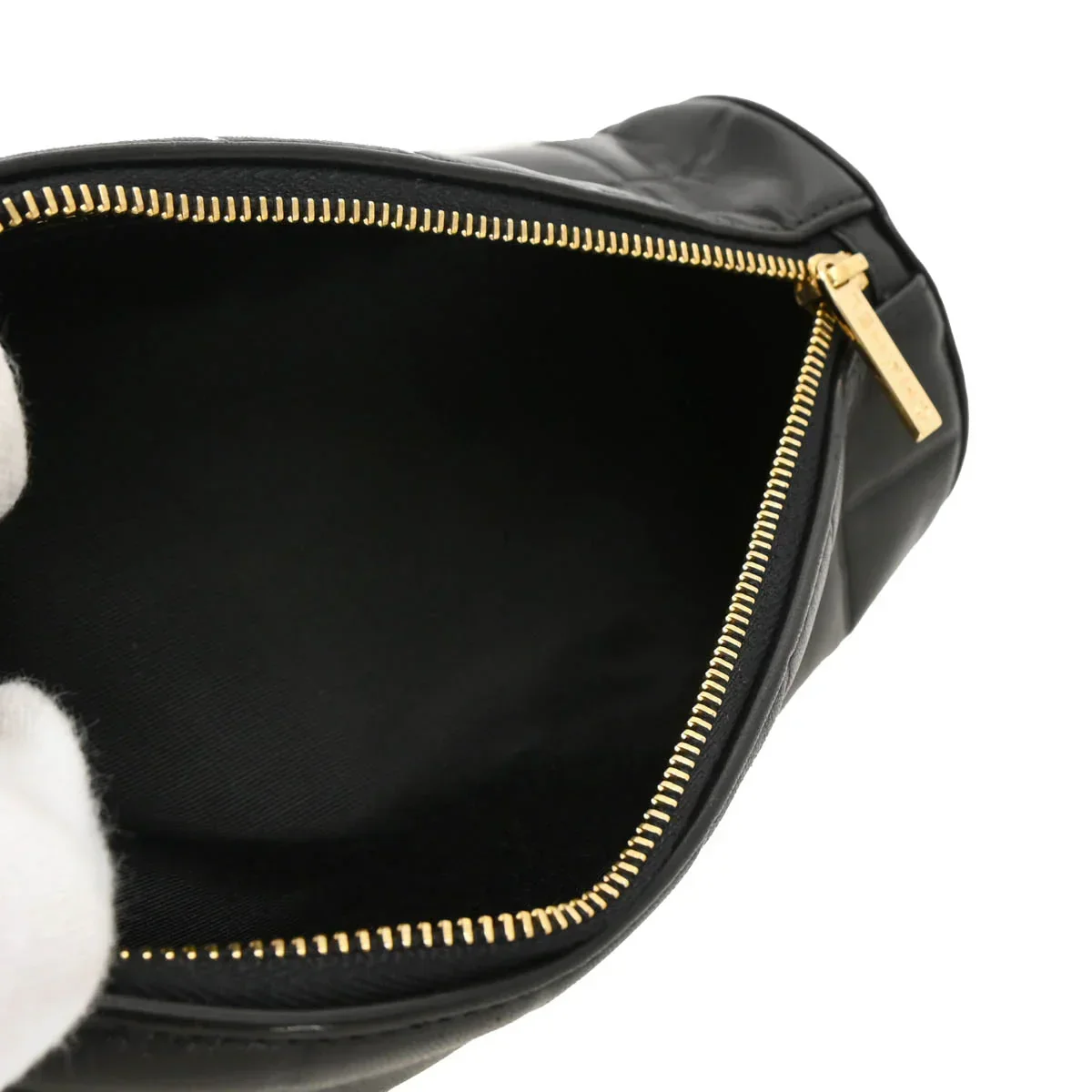 Chanel 2002-2003 Black Lambskin Choco Bar Pouch Bag - Image 3