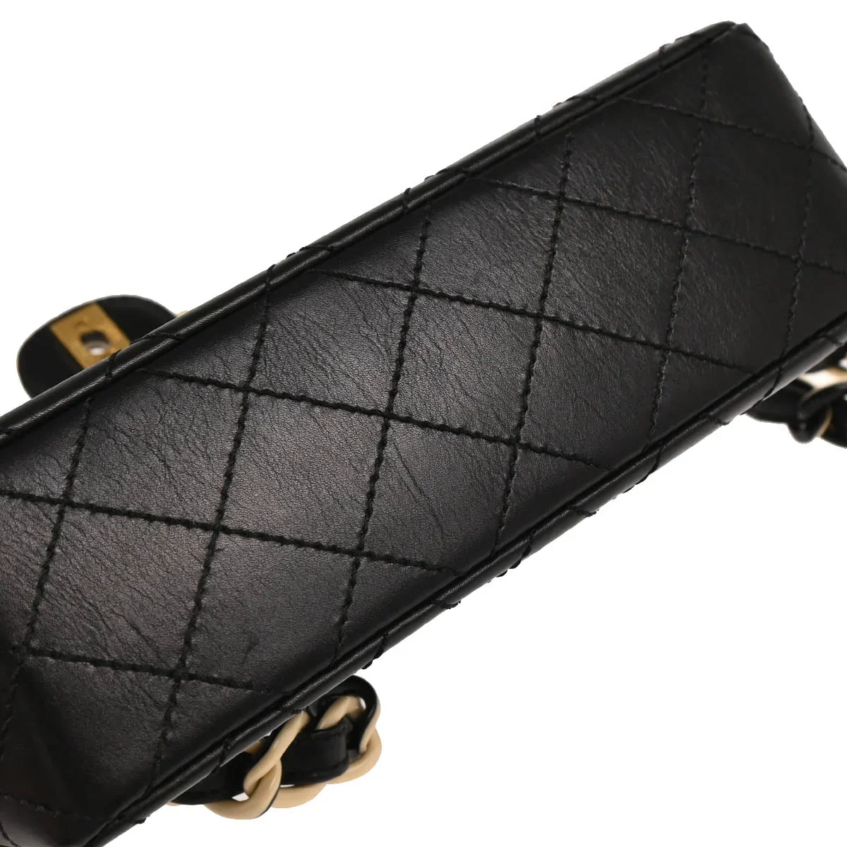 Chanel 2000-2002 Black Lambskin Shoulder Bag - Image 5