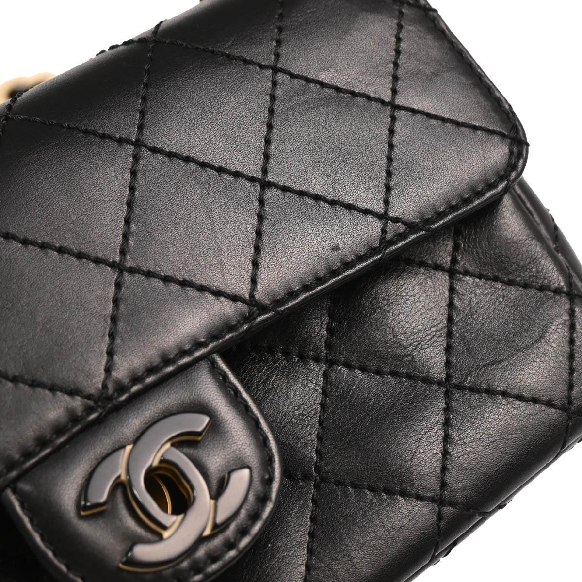 Chanel 2000-2002 Black Lambskin Shoulder Bag - Image 6