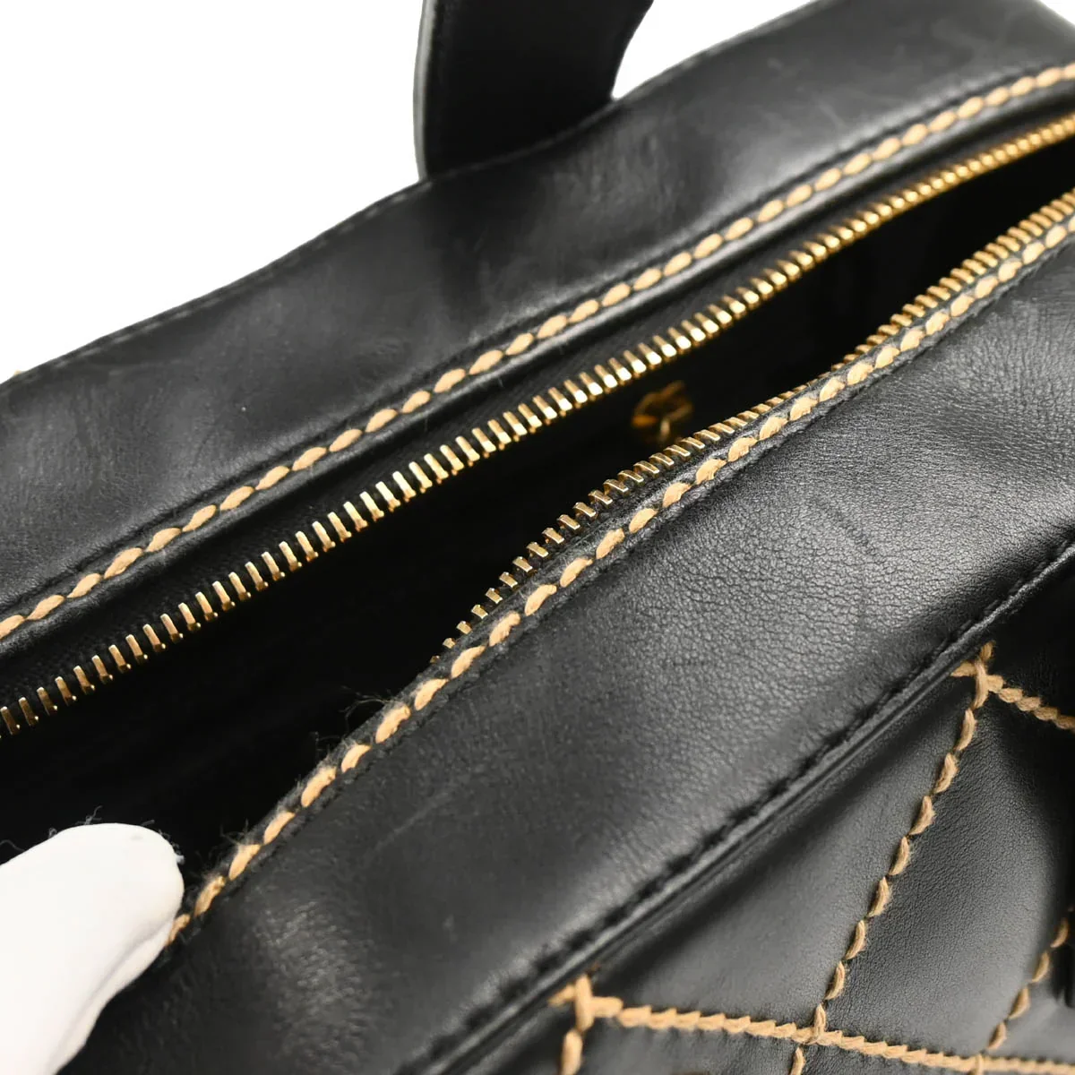 Chanel Black Calfskin Wild Stitch Handbag - Image 5