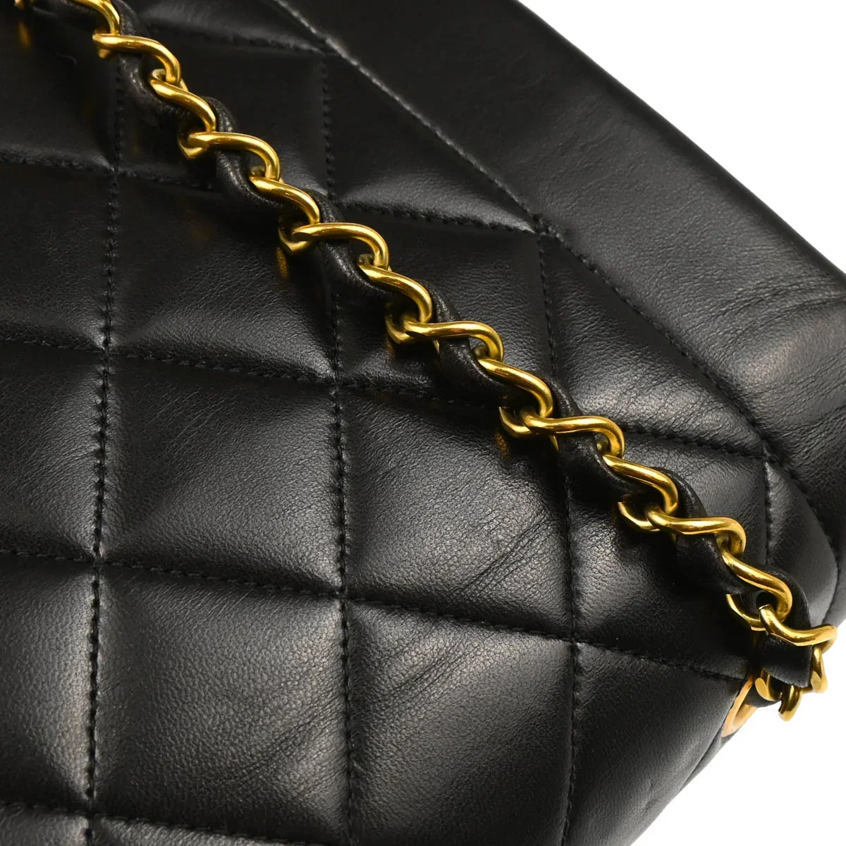 Chanel 1994-1996 Black Lambskin Small Diana Shoulder Bag - Image 7