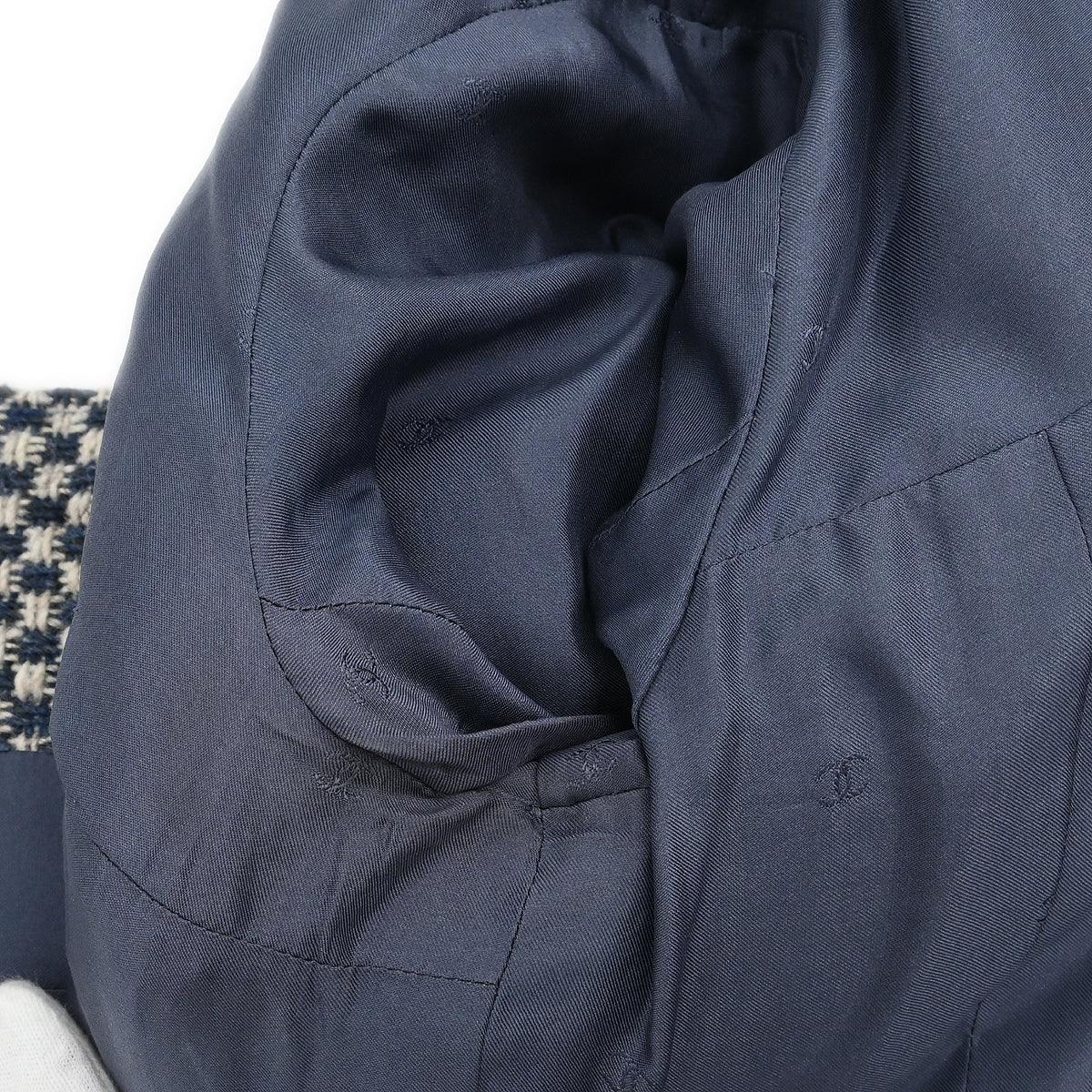 Chanel 1995 Single Breasted Jacket Navy #40 - Image 8