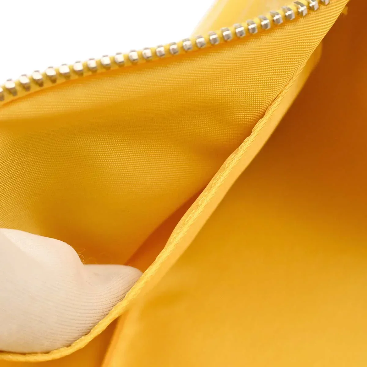 Chanel Yellow Jacquard Nylon Travel Line Clutch Bag - Image 10
