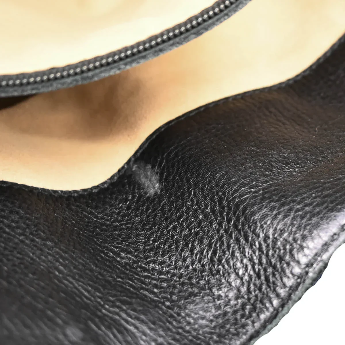 Bottega Veneta Black Intrecciato Tote Handbag - Image 9