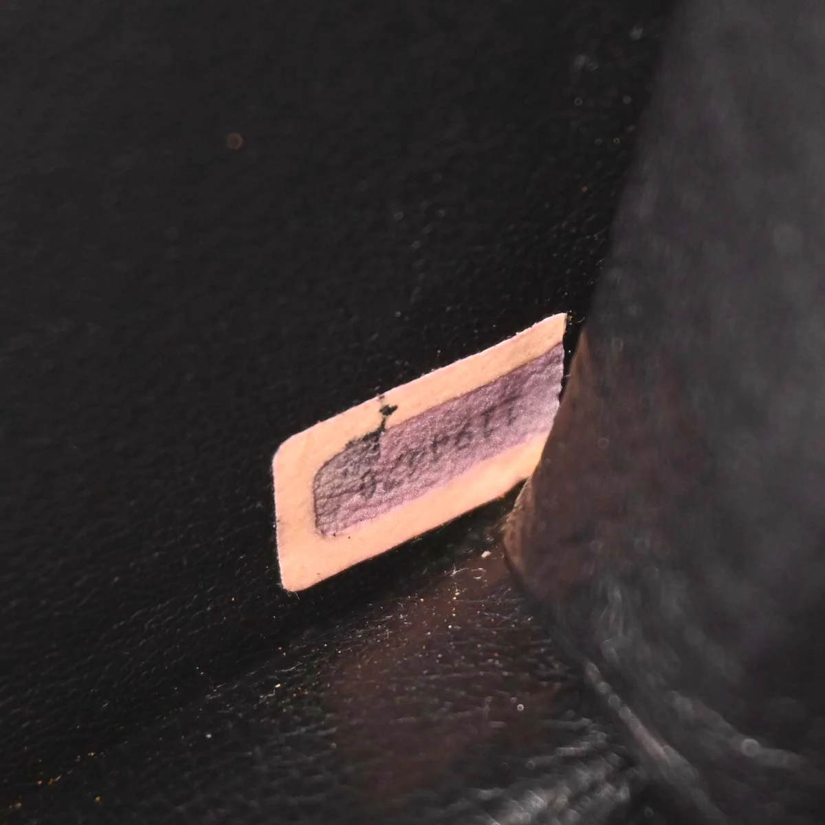 Chanel 1989-1991 * Black Lizard Turnlock Mini Full Flap Shoulder Bag - Image 10