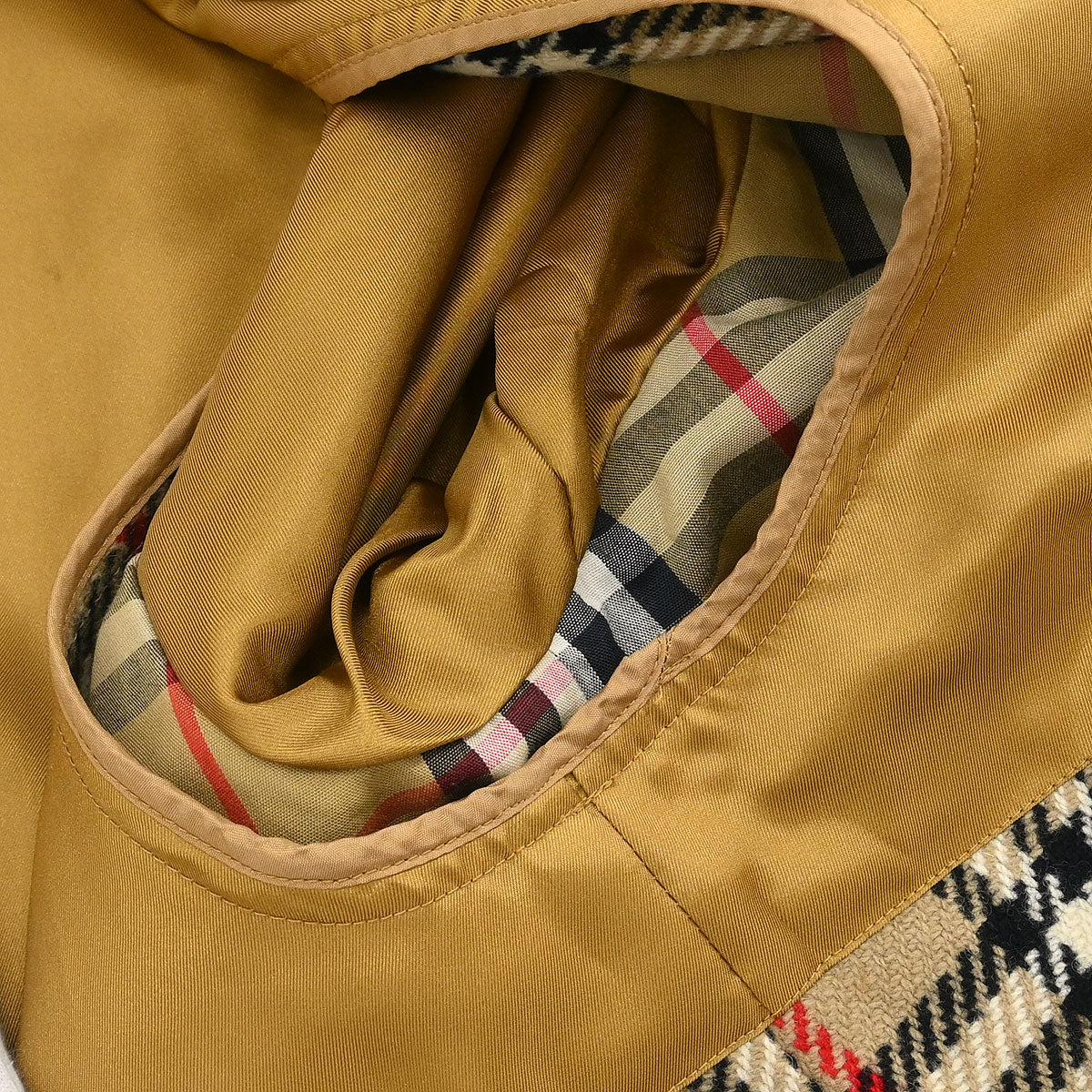 Burberrys Trench Coat Beige - Image 7