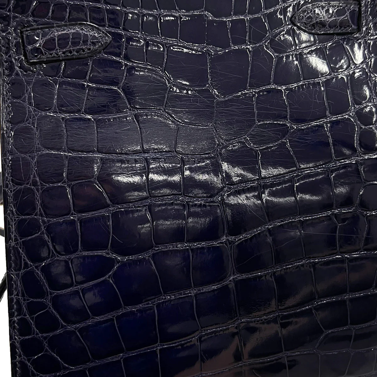 Hermes * Raisin Alligator Kelly Sport PM Shoulder Bag - Image 10