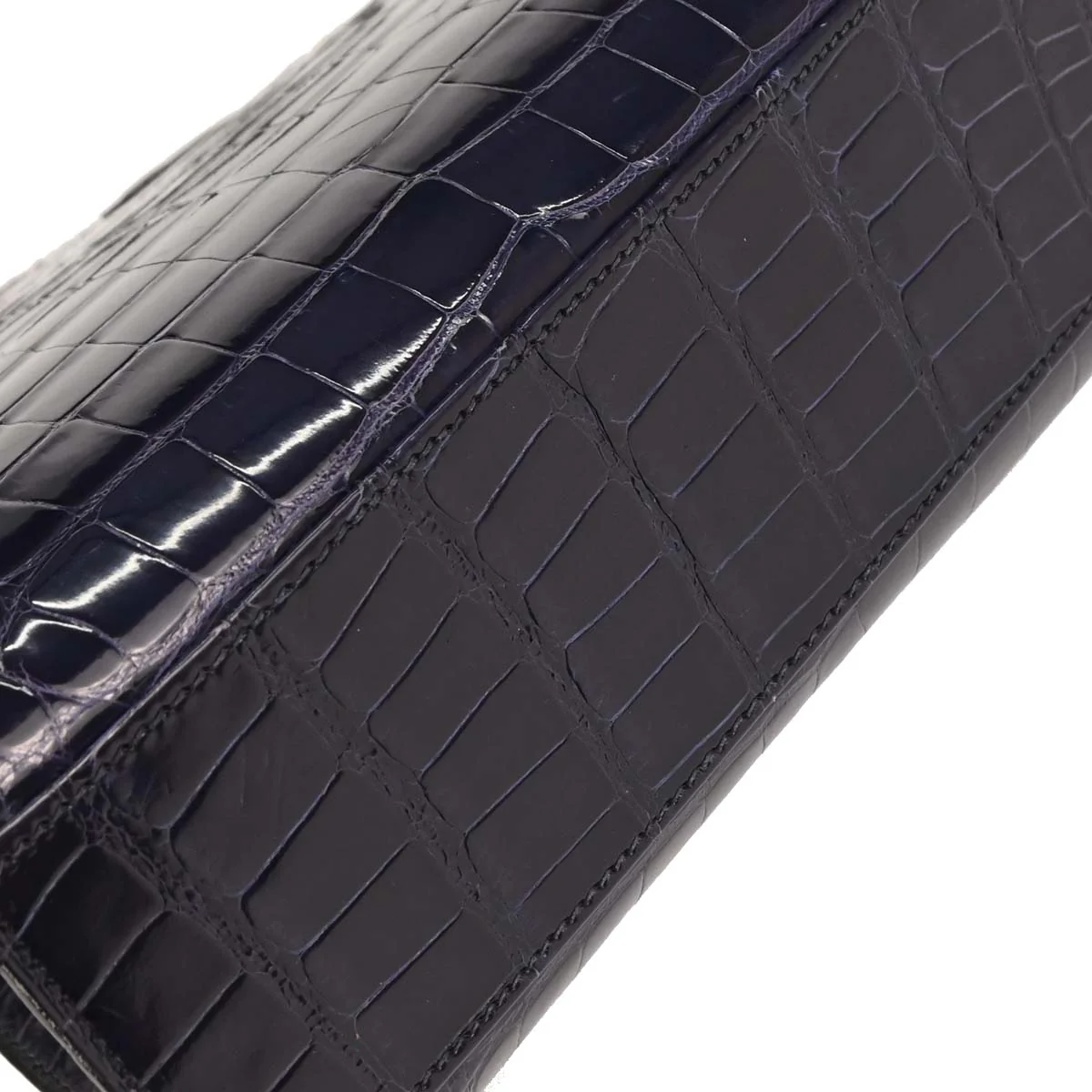 Hermes * Raisin Alligator Kelly Sport PM Shoulder Bag - Image 4