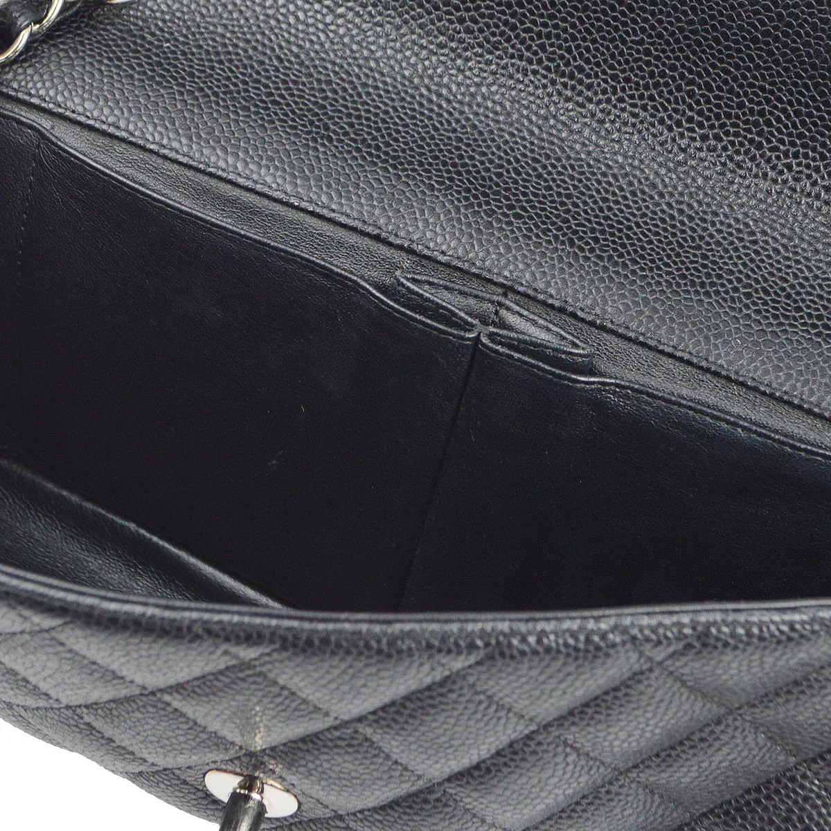Chanel 2006-2008 Black Caviar East West Shoulder Bag - Image 10