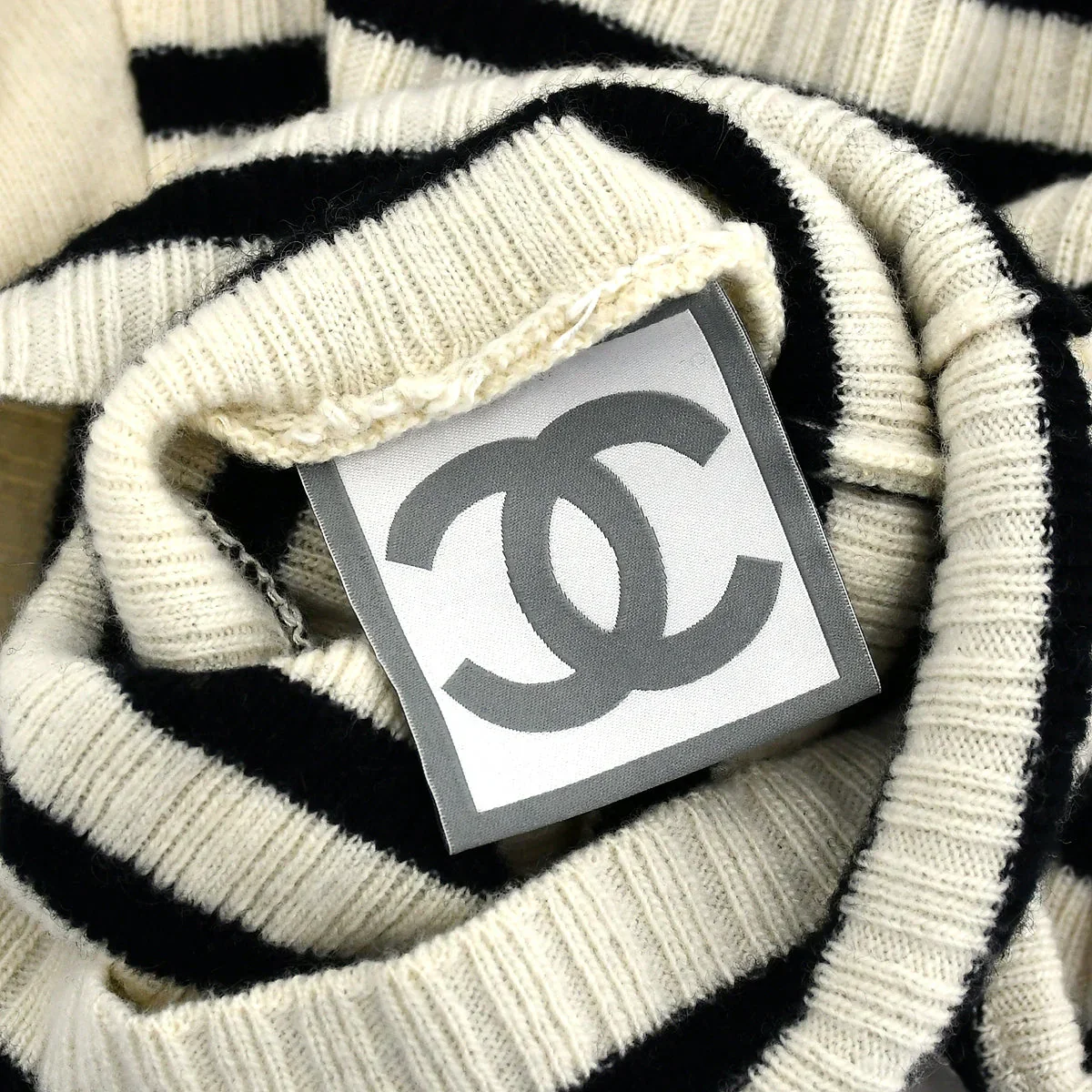 Chanel Sport Line Sweater Ivory 06A #34 - Image 9