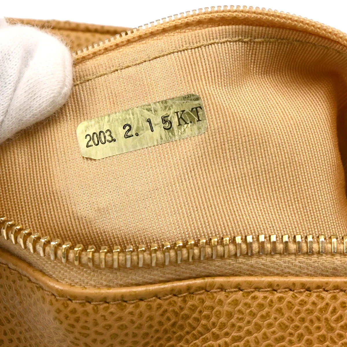 Chanel 2003-2004 Beige Caviar Handbag - Image 9
