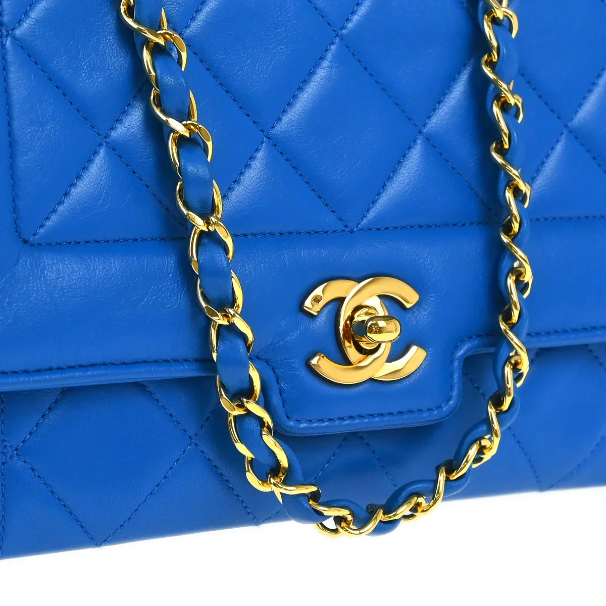 Chanel 1989-1991 Blue Lambskin Shoulder Bag - Image 6