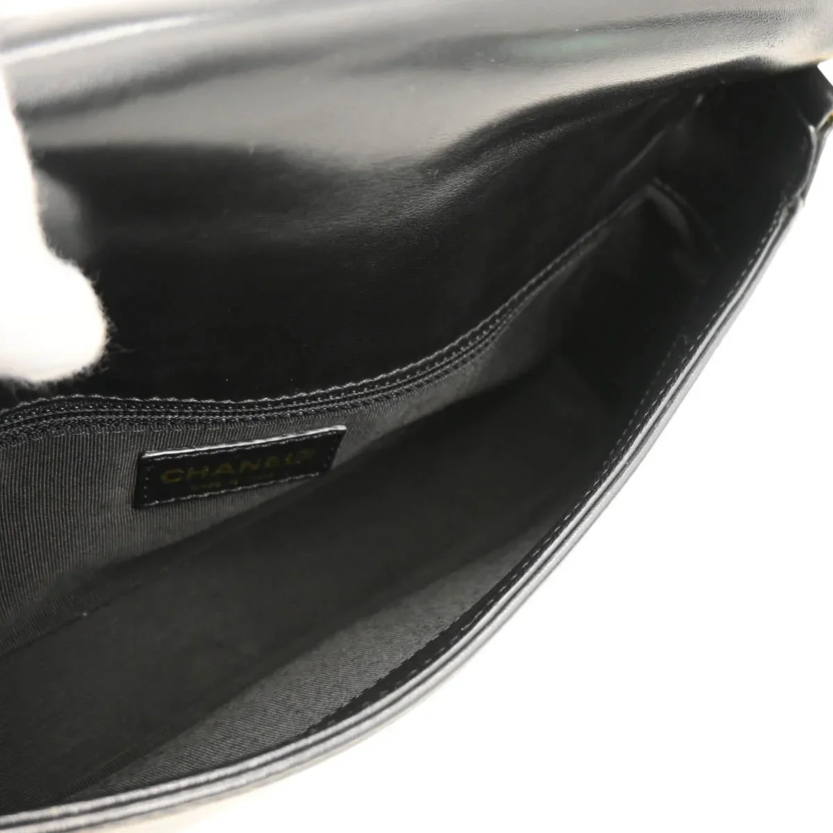 Chanel 2002-2003 Black Lambskin Choco Bar Handbag - Image 4